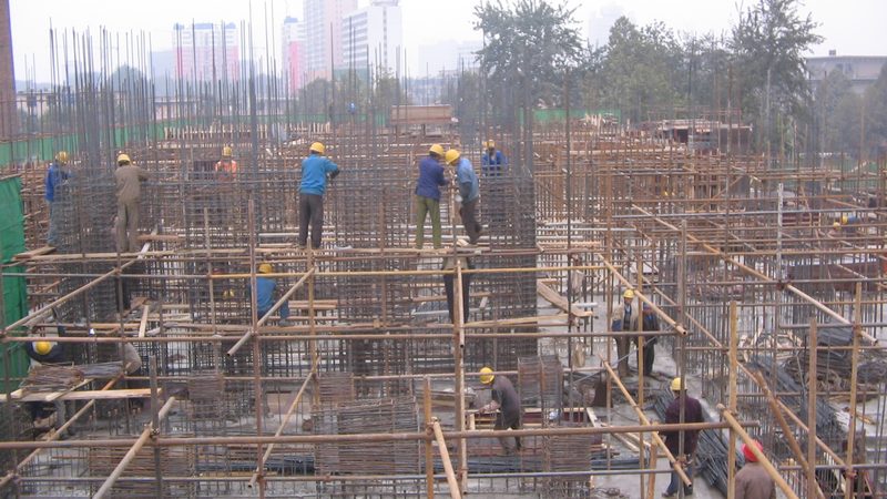 工程分包与劳务分包：本质区别与实际应用