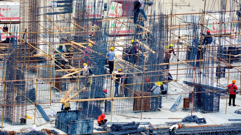 土建与安装造价员：职能差异与职业定位